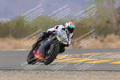 media/Sep-10-2022-SoCal Trackdays (Sat) [[a5bf35bb4a]]/Turn 6 (1140am)/